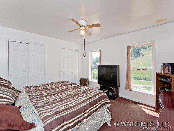 378 YATES COVE ROAD - Photo 9