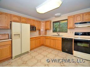 1330 VALMONT - Photo 3