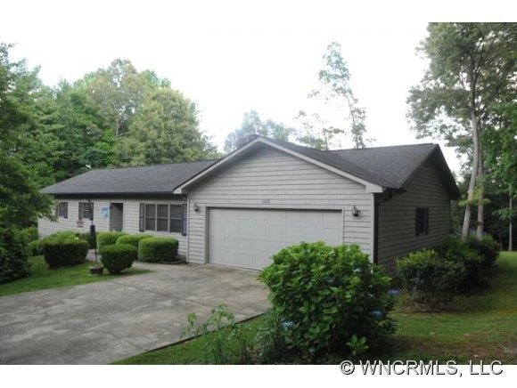106 PINE TREE LANE