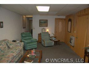 106 PINE TREE LANE - Photo 16