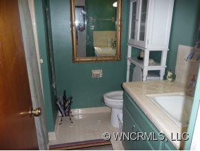 24 ALCLARE - Photo 9