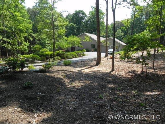 14 Woodridge Lane