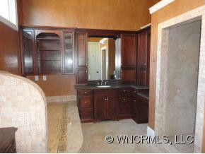 5 GALE  KELLY COURT - Photo 12