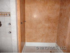 5 GALE  KELLY COURT - Photo 17