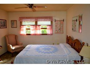 94 Crestwood Drive - Photo 12
