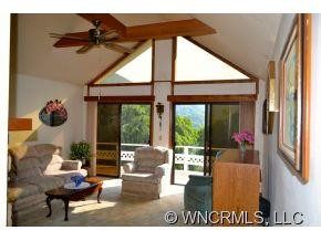 94 Crestwood Drive - Photo 5