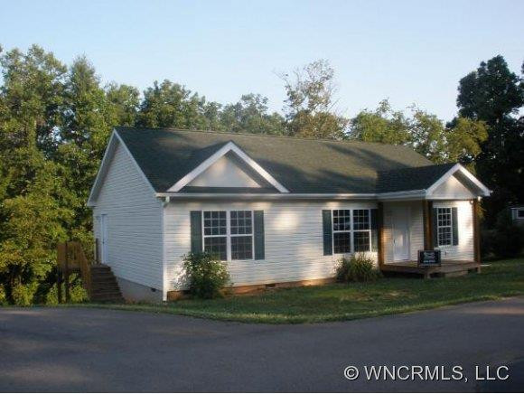 8 MCGEE RIDGE