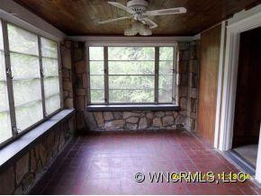 806 Miami Terrace - Photo 3