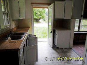 806 Miami Terrace - Photo 10