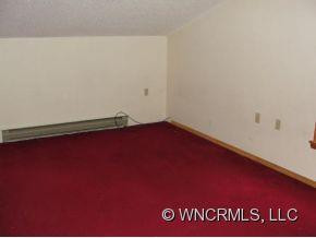 2 CHADWICK LN - Photo 4