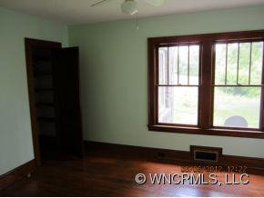 70 Noble - Photo 14