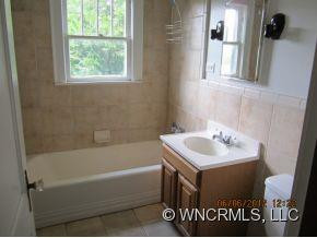 70 Noble - Photo 16