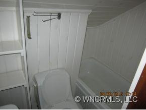 70 Noble - Photo 20