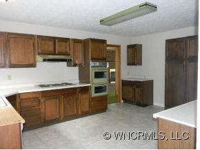 250 BIG COVE ROAD - Photo 2