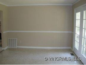 106 GRAHAM LANE - Photo 2