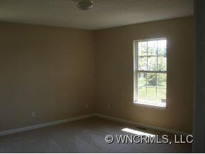 106 GRAHAM LANE - Photo 4