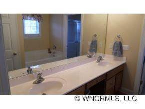 202 Leucothoe Lane - Photo 8