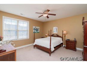 110 Mountain Meadow Circle - Photo 13