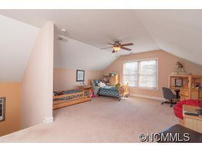 110 Mountain Meadow Circle - Photo 17