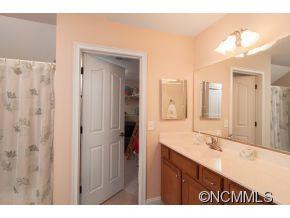 110 Mountain Meadow Circle - Photo 18