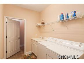 110 Mountain Meadow Circle - Photo 10