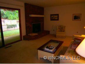 813 Barbara Boulevard - Photo 3