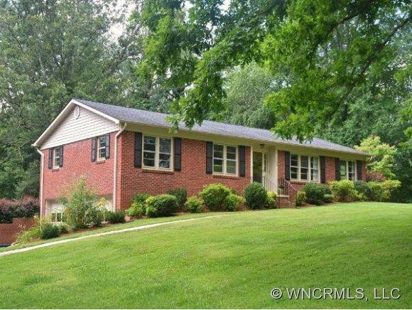 1952 GLENHEATH DRIVE