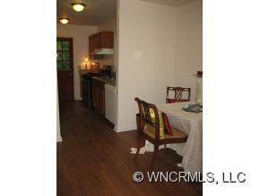 358 Cumberland - Photo 3