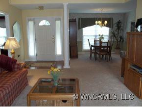 395 Glensprings Drive - Photo 3