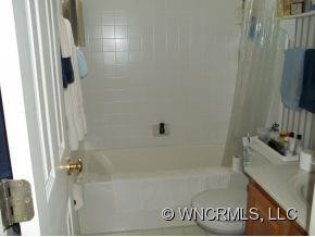 395 Glensprings Drive - Photo 9