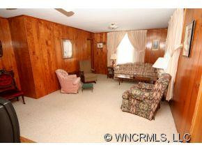 1026 Willow Road - Photo 3