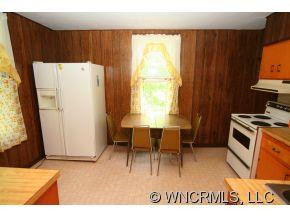 1026 Willow Road - Photo 7