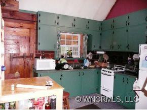 124 Fire Tower Road - Photo 10