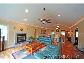 17 Azalea Terrace - Photo 3
