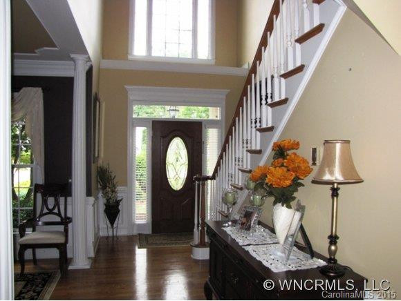 1009 Columbine - Photo 2