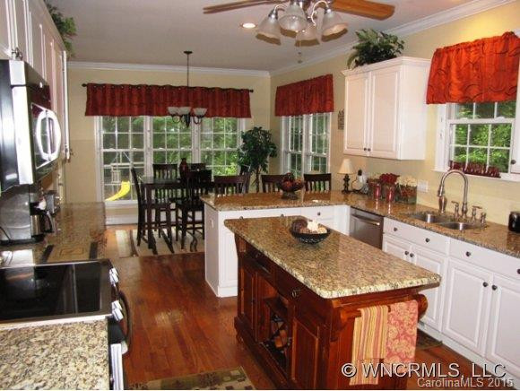 1009 Columbine - Photo 6
