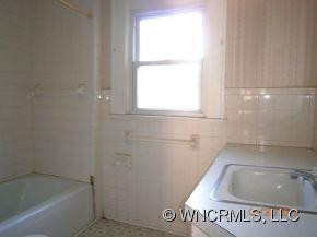 61 Clinton Avenue - Photo 18
