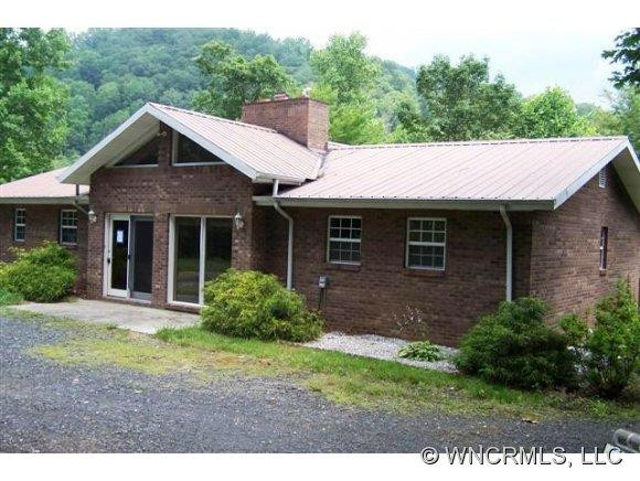 1707 Hwy 261