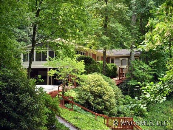 501 OAKWILDE DRIVE