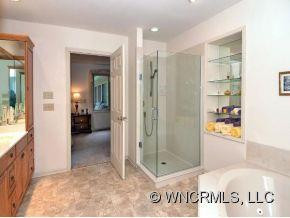 501 OAKWILDE DRIVE - Photo 13