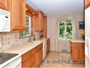 501 OAKWILDE DRIVE - Photo 9