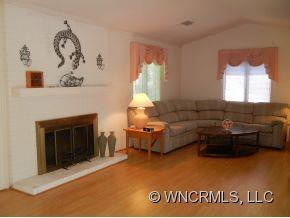 15 Bradford Circle - Photo 3