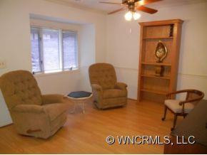 15 Bradford Circle - Photo 8