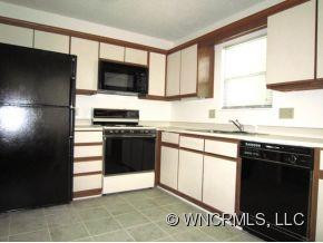 3303 Saint Augustine Place - Photo 5