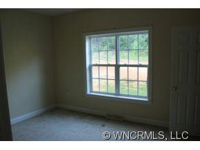 80 Ashlyn Lane - Photo 3