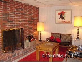 85 Woodbury Road - Photo 9