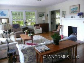 1811 MEADOWBROOK TERRACE - Photo 3
