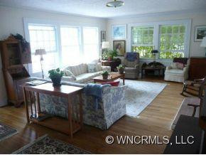 1811 MEADOWBROOK TERRACE - Photo 4