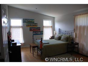 125 Clingman Ave Unit 301 - Photo 13