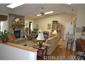 223 Lenwood Drive - Photo 3